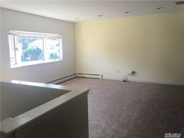 19 Westminster Ln - Photo 2 of 17