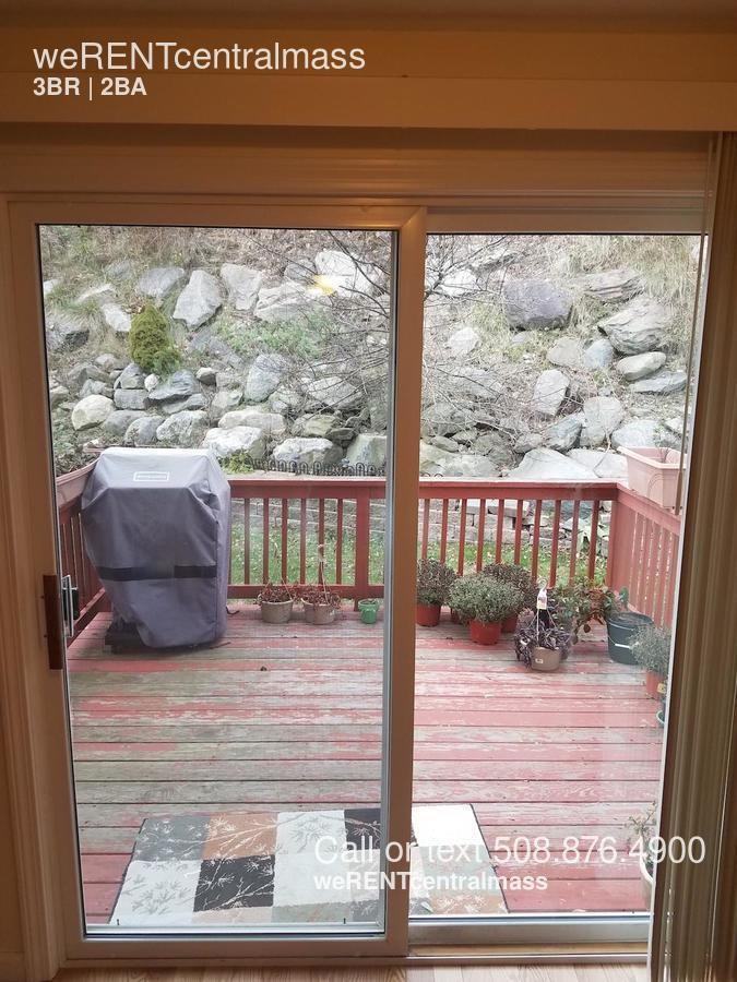 17 Fenton Dr - Photo 2 of 23