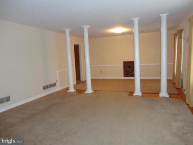 257 Lloyd Guessford Rd - Photo 3 of 6