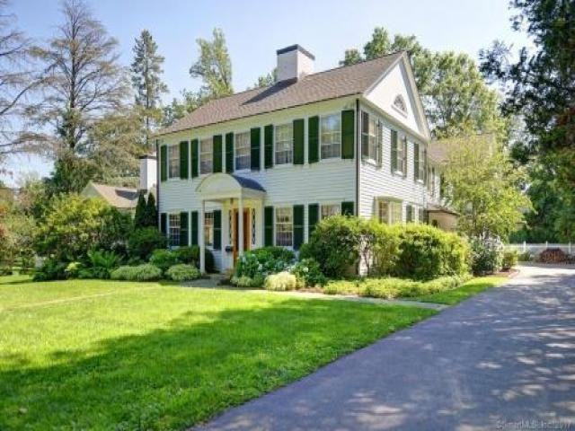 340 Beach Rd - Photo 2 of 6