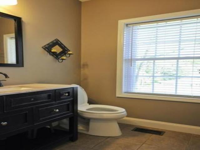 13 High St - Photo 3 of 6