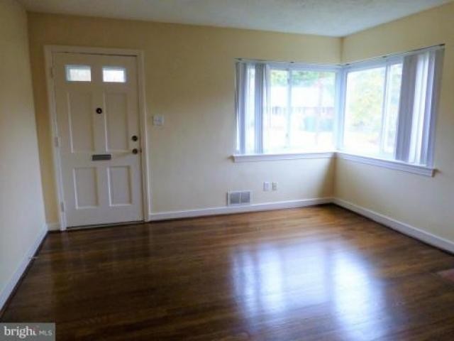 6218 35th St N - Photo 2 of 6