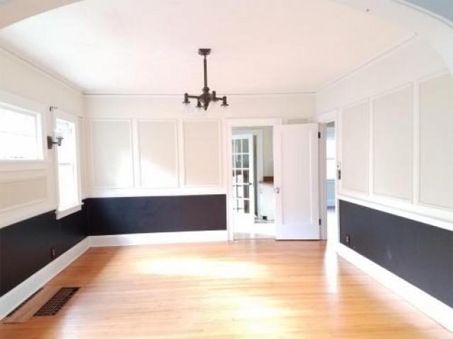 612 N Chicago Ave - Photo 3 of 6