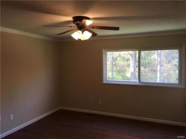 29 Cedarwood Ct - Photo 2 of 6