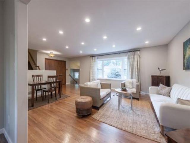 4516 E Cambridge Ct - Photo 3 of 6