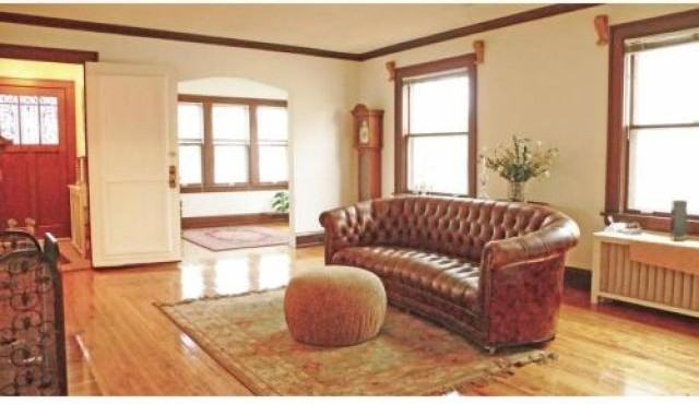 512 W 53rd St - Photo 2 of 6