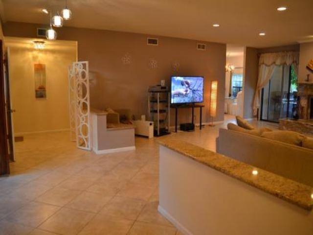 10549 E Desert Cove Ave - Photo 3 of 6