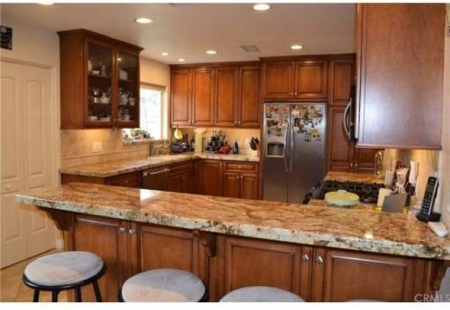 13060 Marlette Dr - Photo 3 of 6