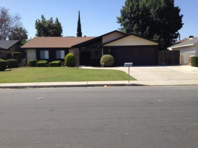 6605 Rexford Way - Photo 3 of 6