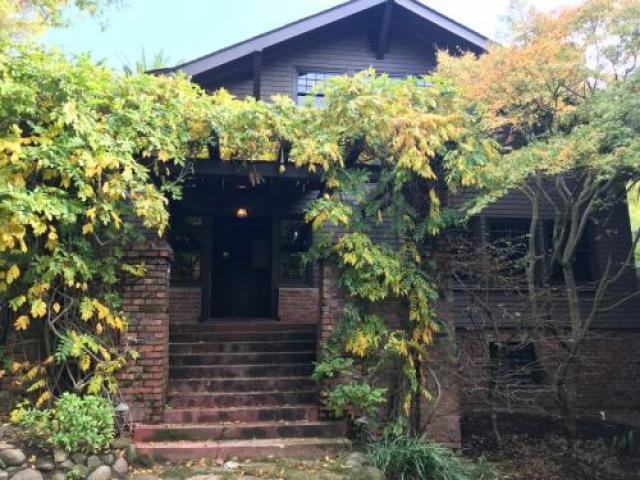 1228 Grand Ave - Photo 2 of 6