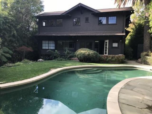 1228 Grand Ave - Photo 3 of 6