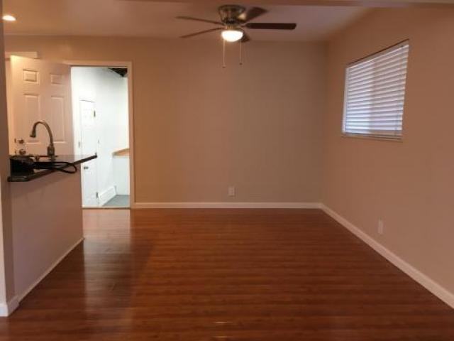 1819 Toyon Dr - Photo 2 of 6