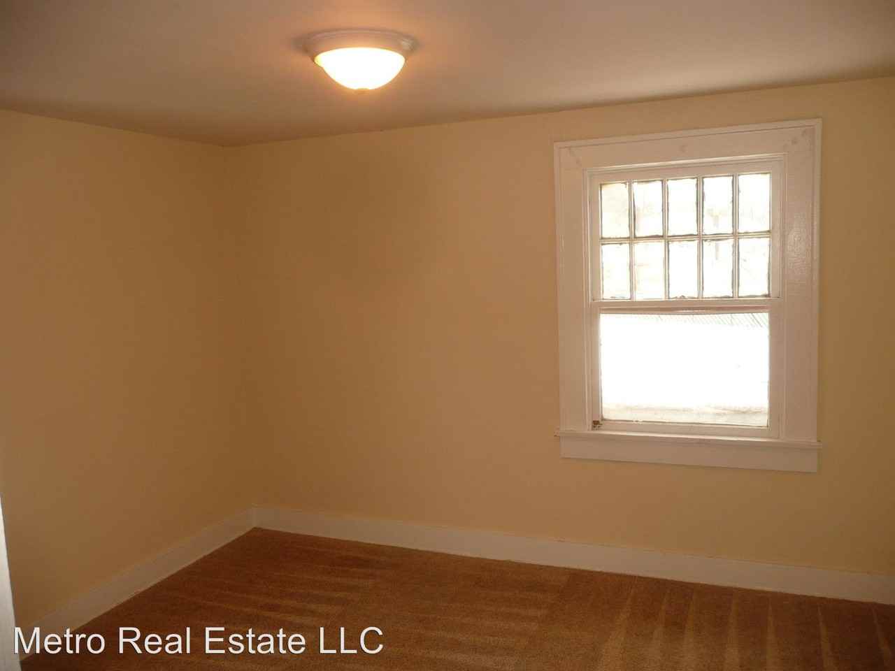 4115 S Clinton St - Photo 2 of 7