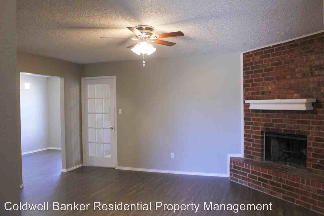 9704 Blandon Ave - Photo 2 of 11