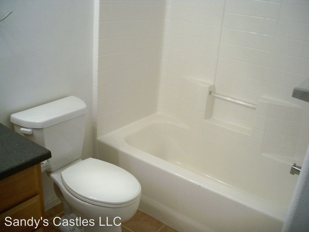 333 Spring Creek Pkwy - Photo 3 of 7