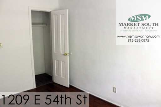 1209 E 54th St - Photo 3 of 11