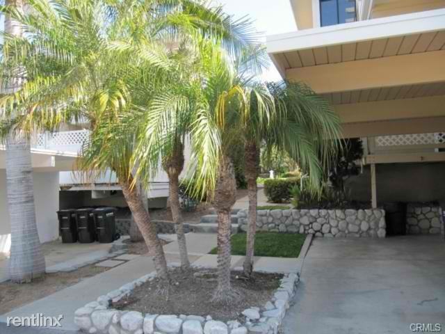454 Seaward Rd - Photo 3 of 23