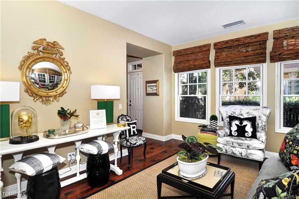 2676 Bungalow Pl - Photo 3 of 36