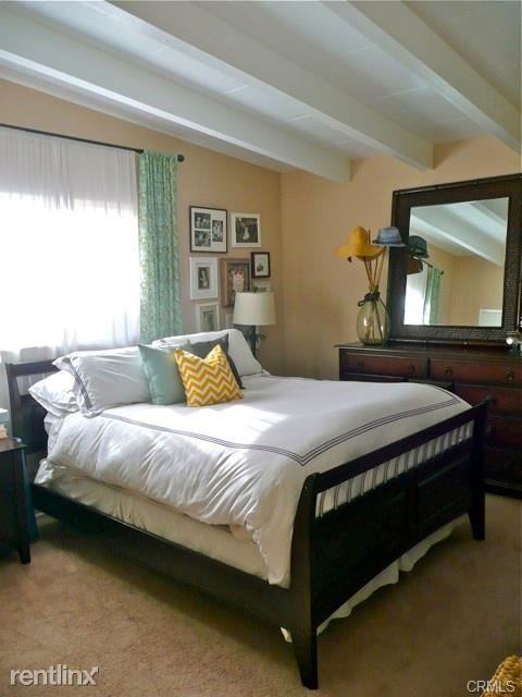 1435 Bluebird Canyon Dr - Photo 2 of 11