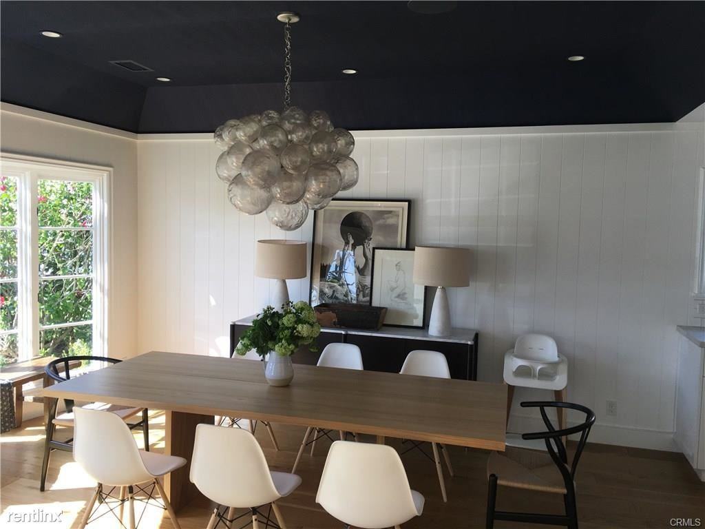 2685 Bayshore Dr - Photo 3 of 18