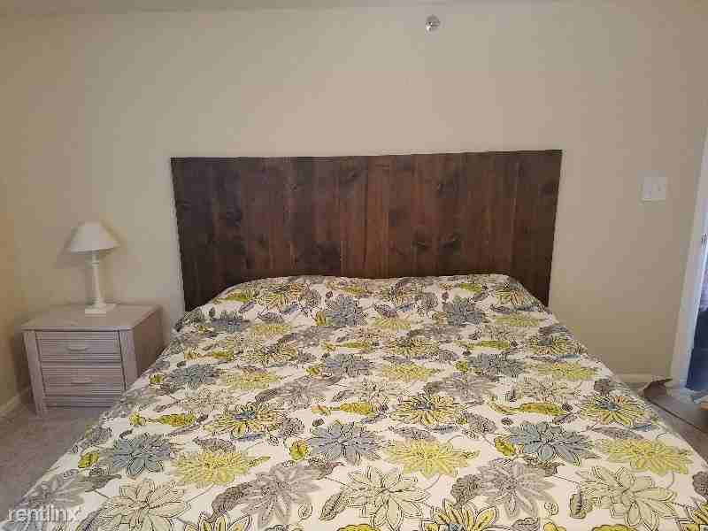 222 Park Pl Dr - Photo 3 of 18