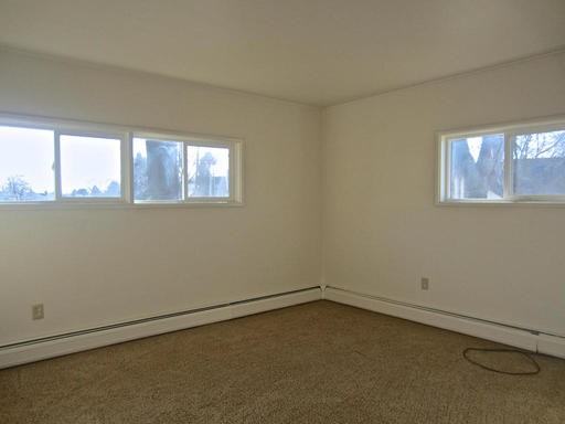 1401 Continental Rd - Photo 3 of 9