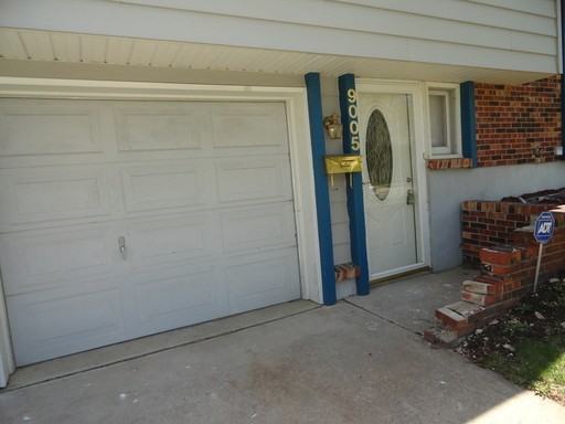 9005 Kentucky Ave - Photo 3 of 29