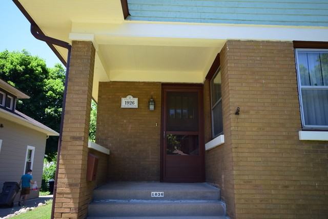 1036 Hill Ave - Photo 2 of 35