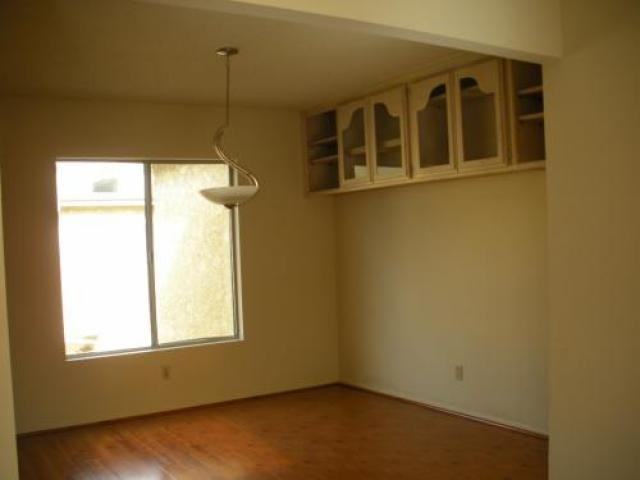 16901 Hoskins Lane - Photo 3 of 6