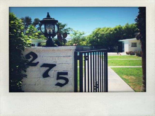 275 E Tamarisk Rd - Photo 2 of 6