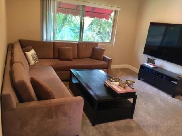 457 Oak St - Photo 2 of 6