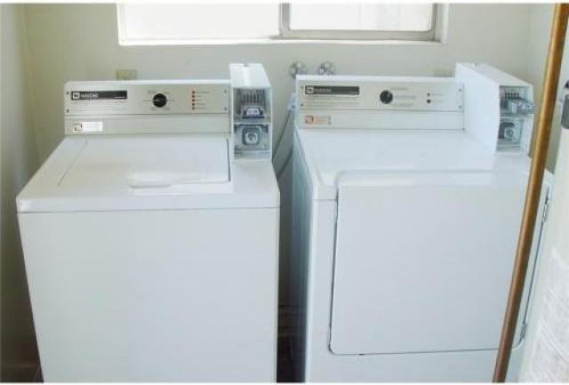 15817 Landmark Dr - Photo 2 of 3