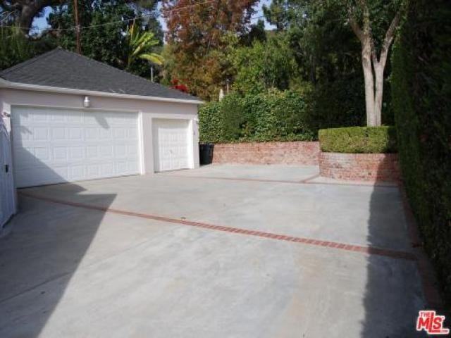 1311 Mt Vernon Pl - Photo 3 of 6