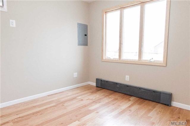 159-16 98th St - Photo 2 of 20