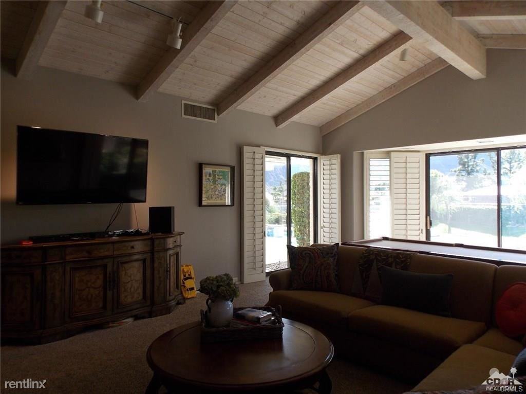 11 Windemere Ct - Photo 2 of 41