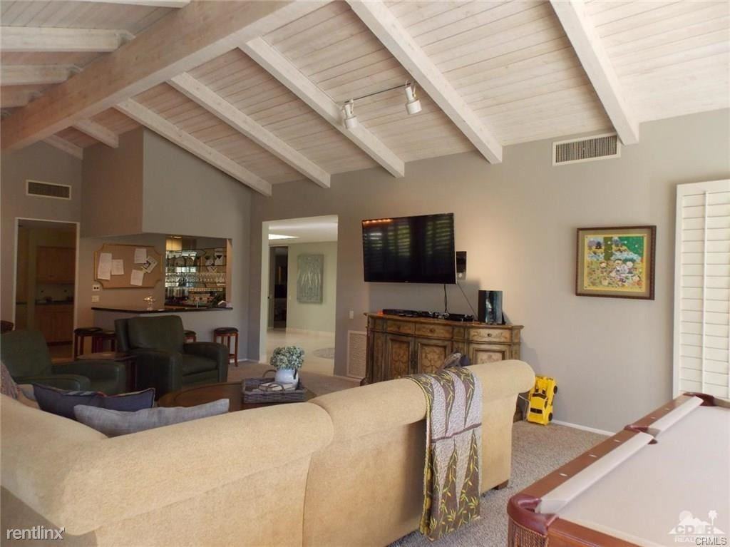 11 Windemere Ct - Photo 3 of 41