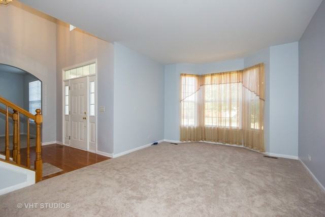 305 Hampton Rd - Photo 2 of 14