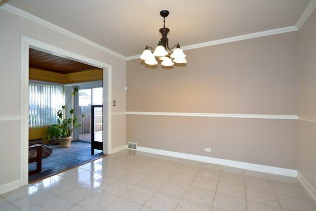 1820 N 77th Ave - Photo 3 of 26