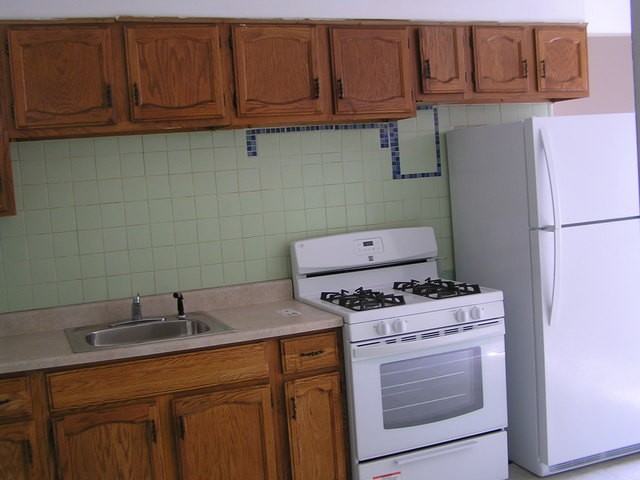 4930 St Louis Ave #2W - Photo 2 of 9