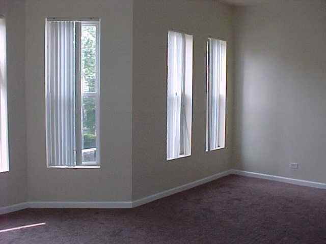 3822 W Wilcox St #2 - Photo 3 of 9