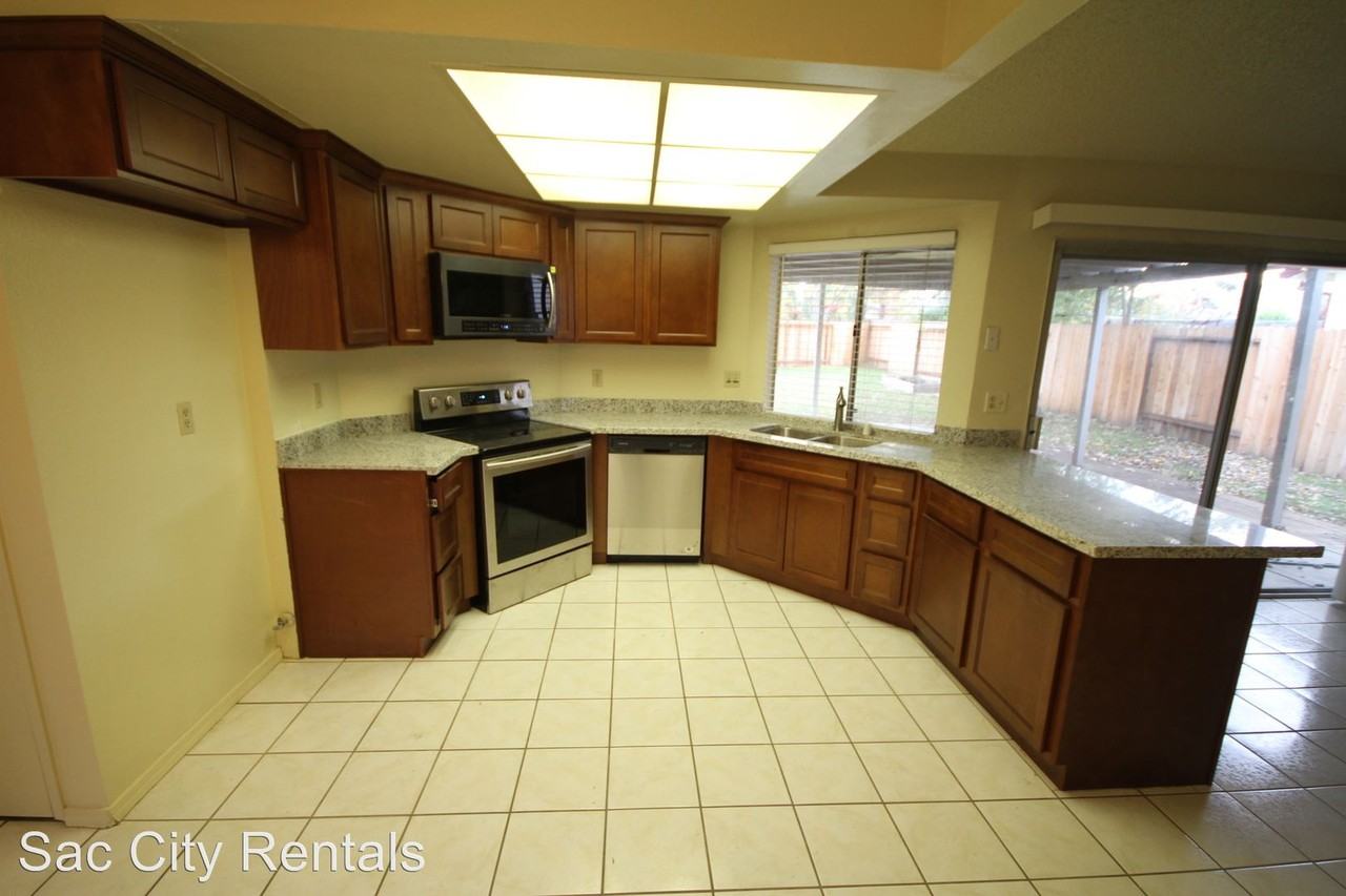 7320 Luther Dr - Photo 2 of 12