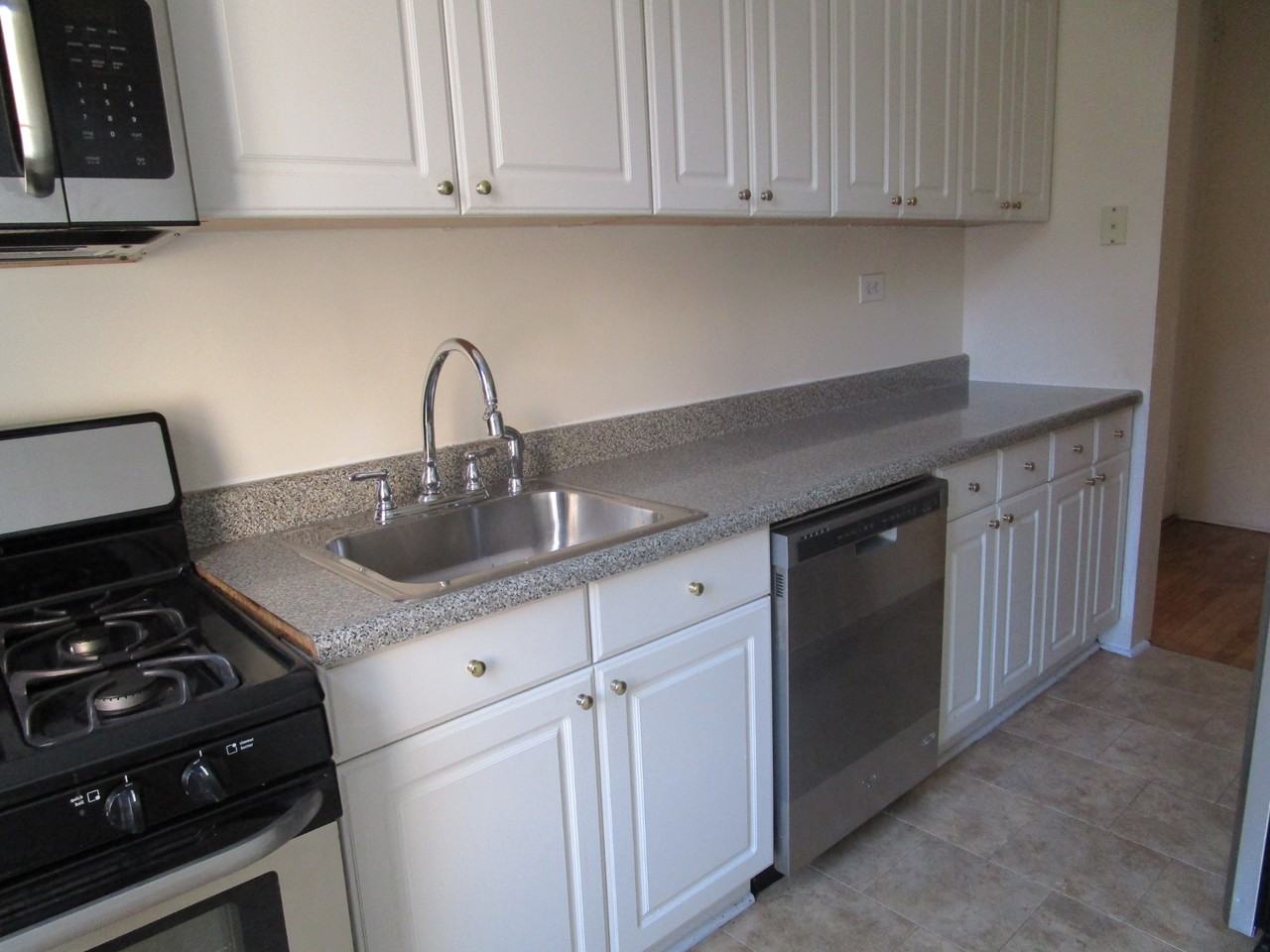 Amsterdam Ave & W 93rd St #5C