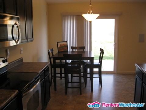 213 Flint Brook Dr - Photo 3 of 11