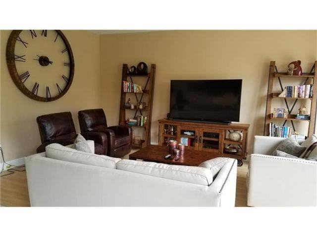 10409 Buena Ventura Drive - Photo 2 of 10