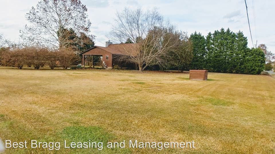 28 Willowbrook Dr - Photo 2 of 22