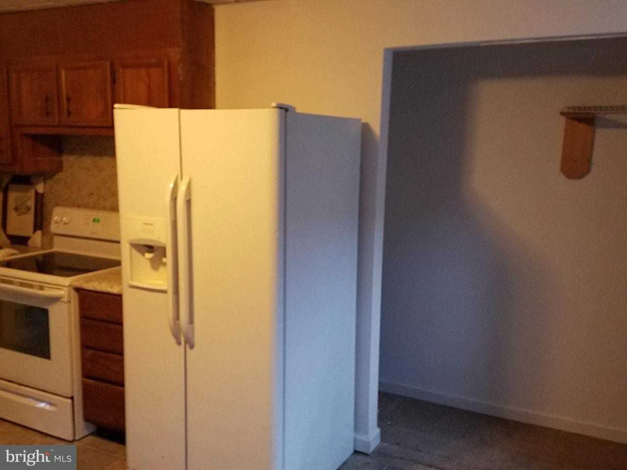 1052 Mt Rose Ave - Photo 2 of 10