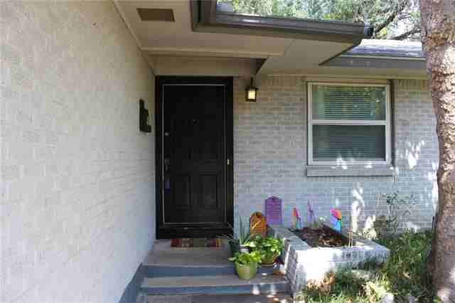 3577 Merrell Rd - Photo 2 of 34