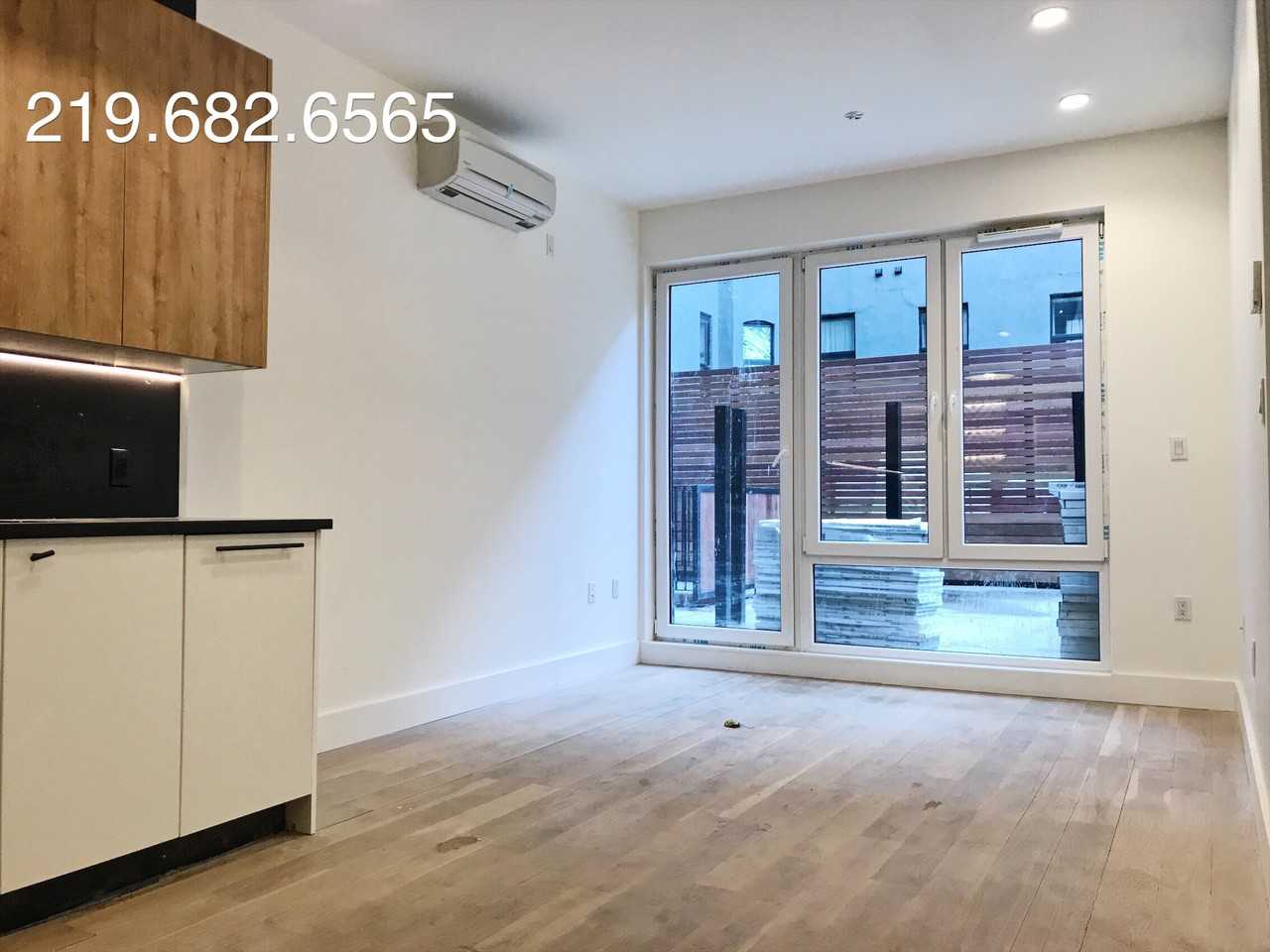 961 Willoughby Avenue #01i