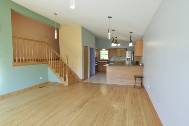 2N281 Diane Ave - Photo 3 of 18