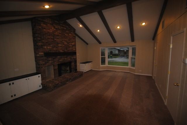 720 Timber Hill Rd - Photo 3 of 11